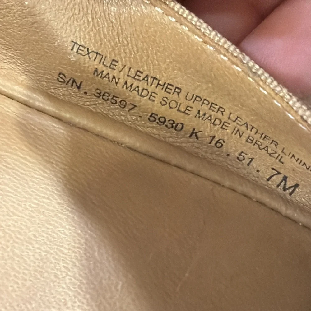 Tory Burch Flats – Tan Leather Size 7